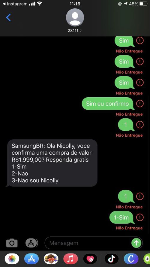 6613963-NKHHY.jpg