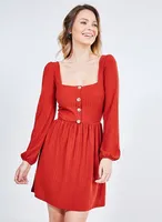 Vestido Curto Decote Quadrado R$60