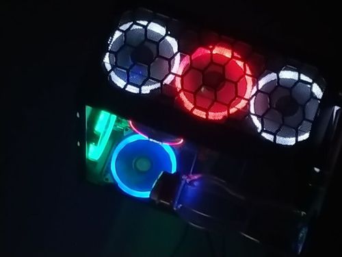 6454802-Os97l.jpg