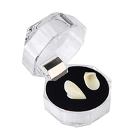  4 Pares de Dentes de Vampiro Resina