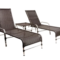 Kit 2 Espreguiçadeiras Qatar E Mesa Em Alumínio E Fibra Sintética Para Piscina E Jardim - Cor: Tabac