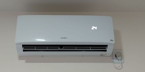 5679126-JnnZn.jpg