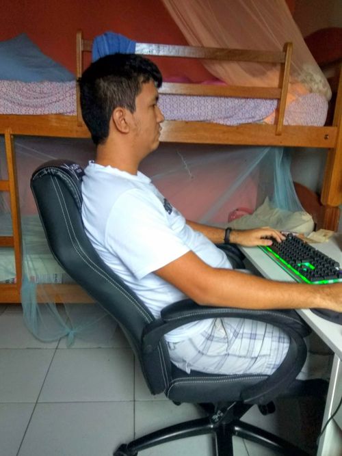 3659813-HD4jY.jpg
