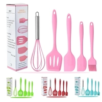 []R$ 9,67 MOEDAS/App/Brasil] Kit de 5 Utensílios de Cozinha - Cores Sortidas - Design Resistente e Moderno 