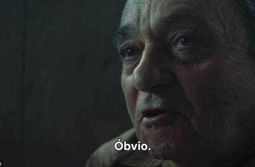 6998088-EZ9AJ.jpg