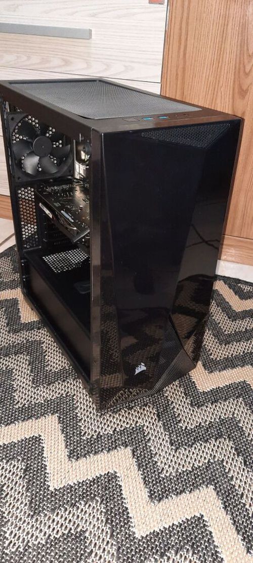 6880936-ky0iT.jpg