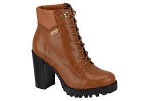 Bota Moleca Lançamento café