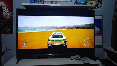 5745367-qRpGq.jpg