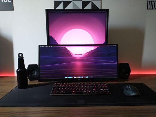 5749760-x10FW.jpg