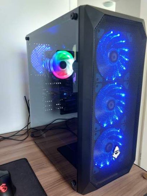 7031297.jpg