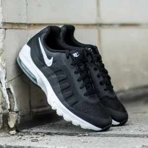 [1ª Compra APP R$303] Tênis Nike Air Max Invigor "Black & White"