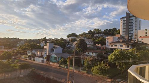 5753925-2dPBa.jpg