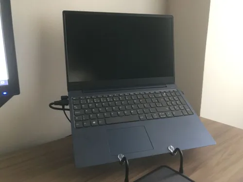 5235431-DnUWO.jpg