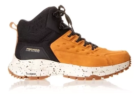 Bota Masculina Trekking Em Couro Pegada 