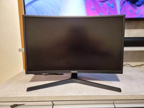 6907826-mk3q3.jpg