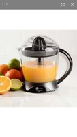 Espremedor de Frutas Fun Kitchen Preto - R$36