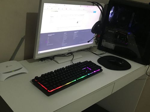 6207996-SqHpF.jpg