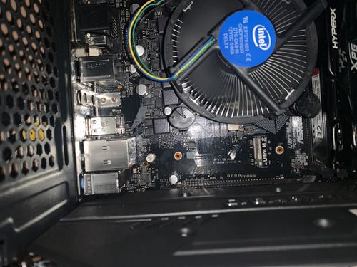 7162747-qG5vm.jpg
