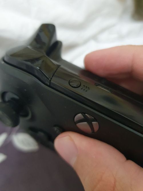 4454440-7gmJK.jpg