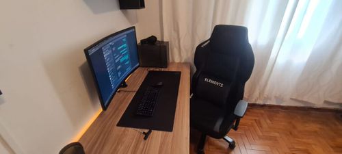 6830130-W8pY8.jpg