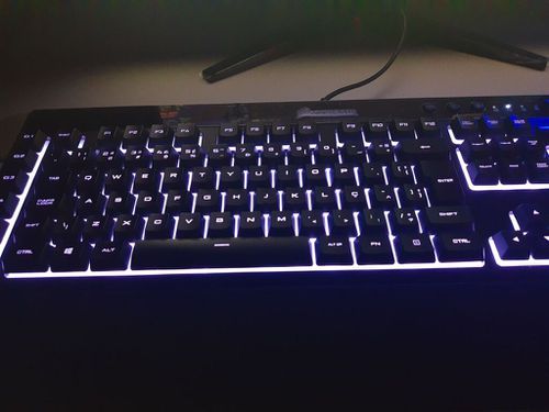 4648274-Jvfvv.jpg