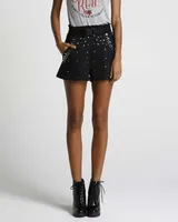 Short Clochard Aplicações - preto | R$50