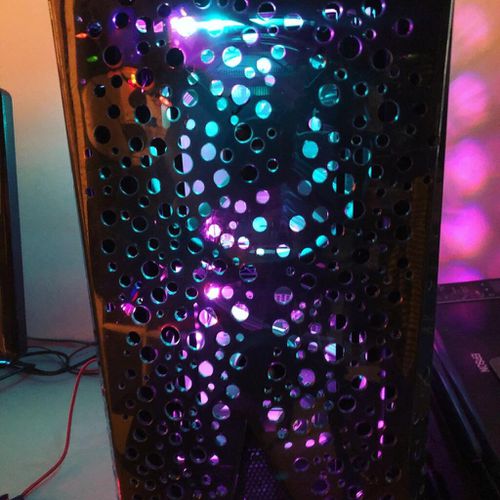 7098836-y1bGC.jpg