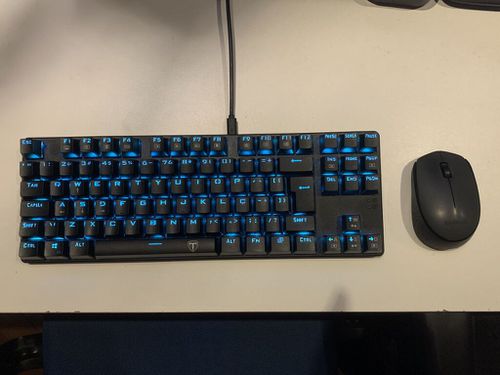 5471492-CHnJ2.jpg