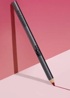 [PRIMEIRA COMPRA] Lápis Para Lábios Color & Contour Marrom - 1,4 g