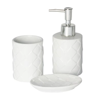 Kit Banheiro de cerâmica com 3 peças R$50