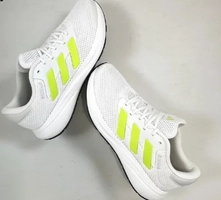 Tênis Adidas Response Runner