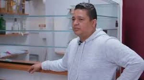 4399556-Mt8Vo.jpg