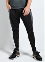 Moda Pop - Calça Preta Jogger com Bolsos | R$40