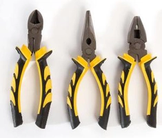 Conjunto 3 Alicates - R$ 19,99