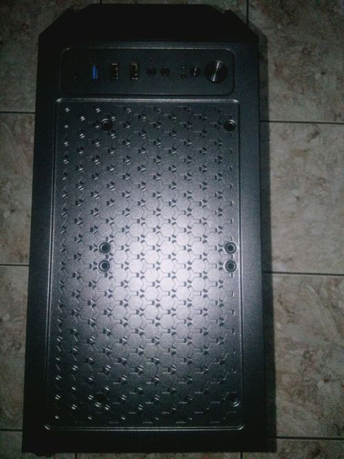 6592466-DjKvs.jpg