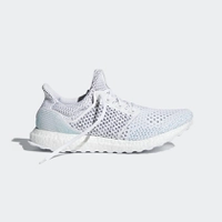 TÊNIS ULTRABOOST PARLEY LTD | R$560