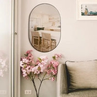 Espelho Orgânico Moderno Sala Quarto Banheiro Lavabo 64x44cm em Couro 3cm - Mod. Pílula