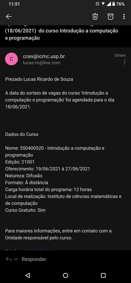 7032715-BZIXf.jpg