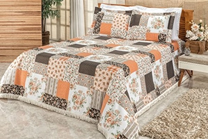 [PRIME] Cobre Leito la Bella Bia Enxovais Patchwork Laranja Queen Tecido | R$ 72