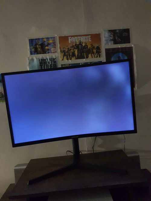 6781838-Qa4Ee.jpg