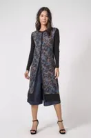 Cardigan Más tricot longuete rabisco azul - R$143,40