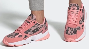 Tênis Feminino Adidas Falcon 40,5 Tamanhos 34 á 39 | R$200