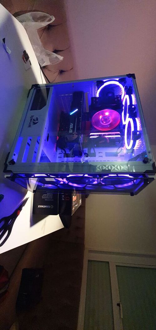 5672167-AMgNU.jpg