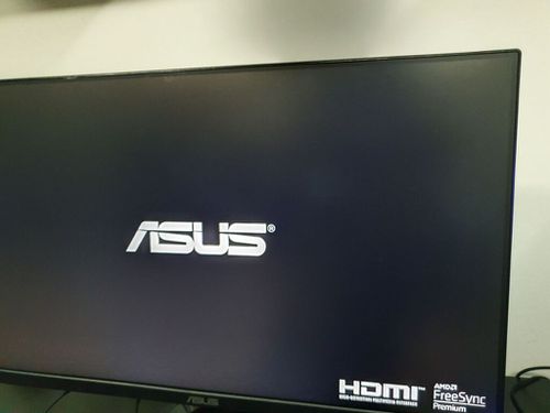 7039761-Nq0UL.jpg