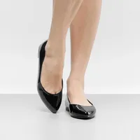 Sapatilha Moleca Bico Fino Verniz Feminina - Preto R$30