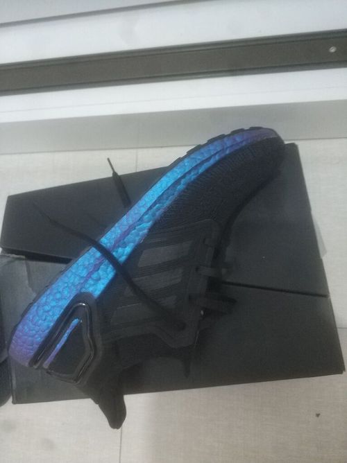 5590151-sYOGS.jpg