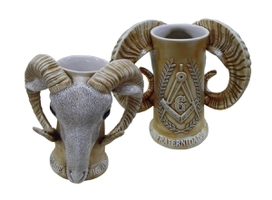 Caneca de Cerâmica Maçonaria Bode, 600ml R$96