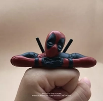 [Contas Novas R$5] Estatueta Deadpool - 8.5*3.5cm