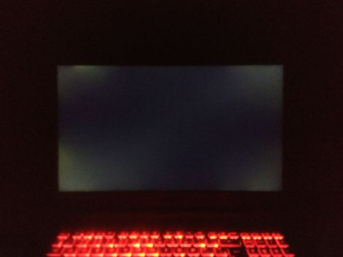 7047290-NS9UM.jpg
