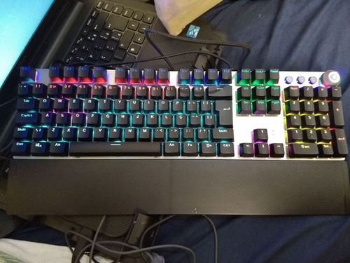 5043824-Y5K1D.jpg